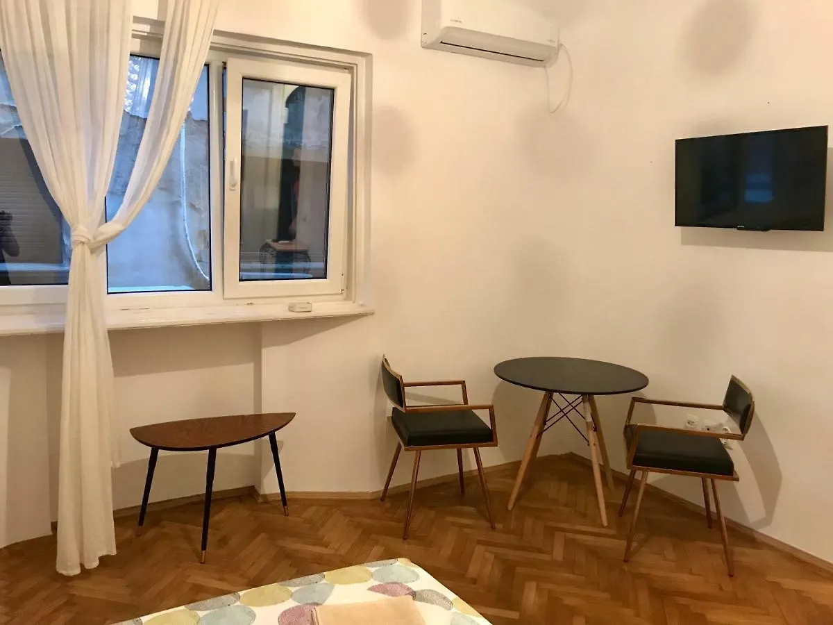 Serene Studio Hotel Bucureşti Apartament