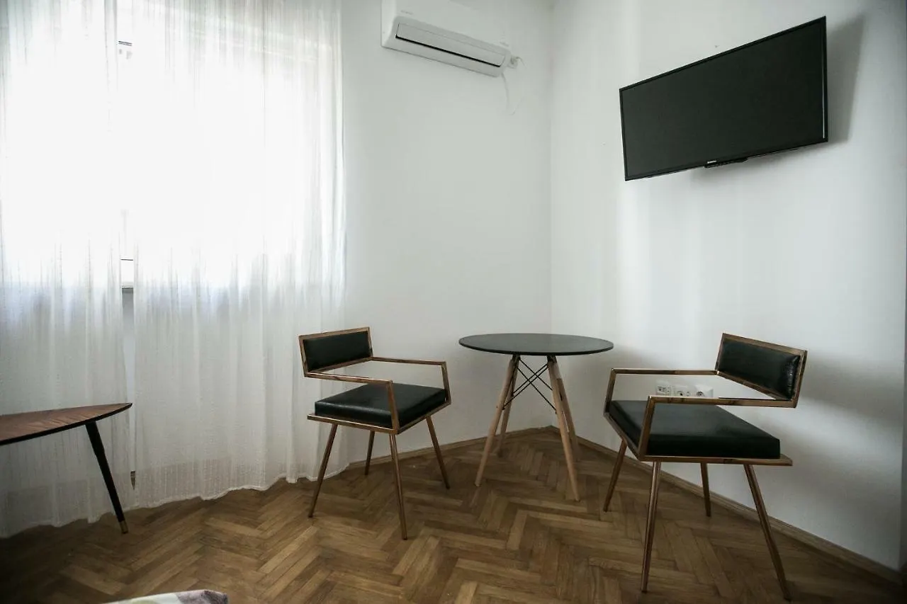 Apartament Serene Studio Hotel Bucureşti